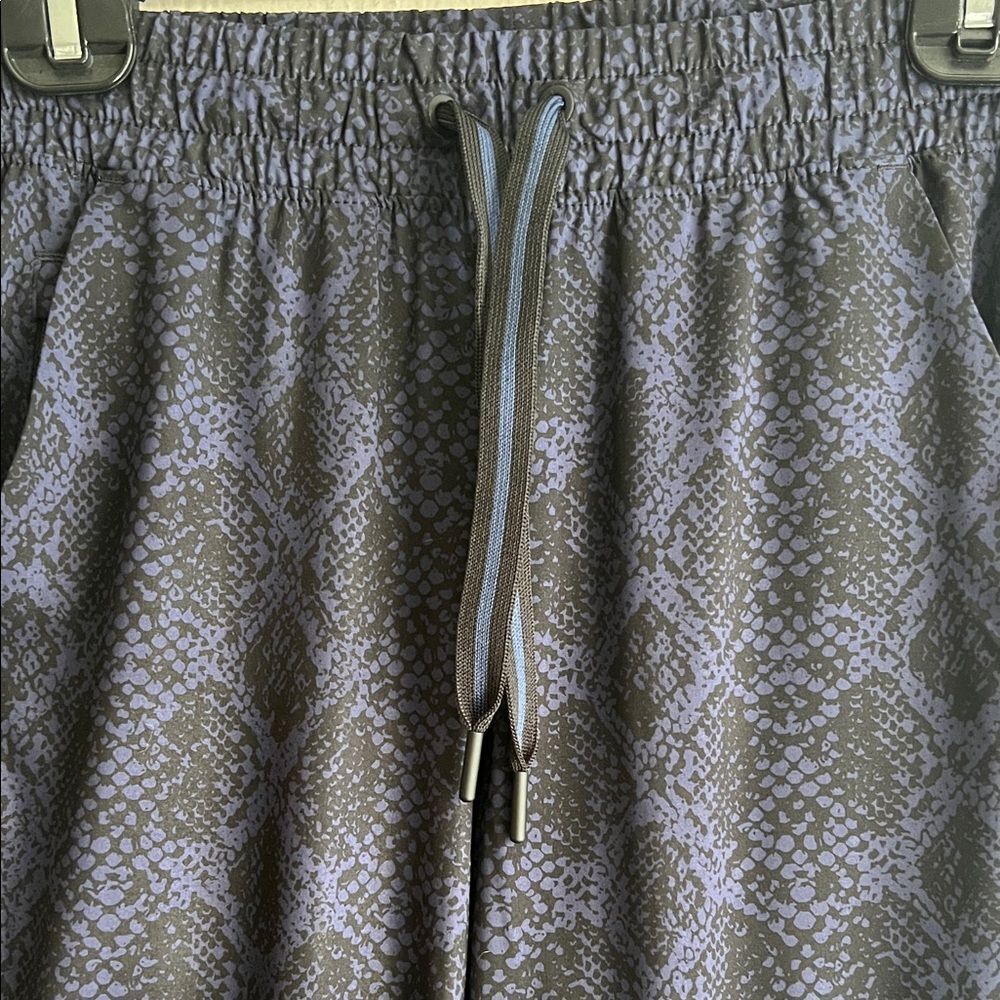 Athleta Brooklyn Jogger Python Snake Print Dark B… - image 5